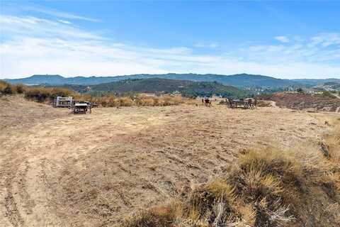 10 Via Feliz, Murrieta, CA 92562