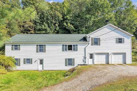 35 Pleasant Street, Stowe, VT 05672