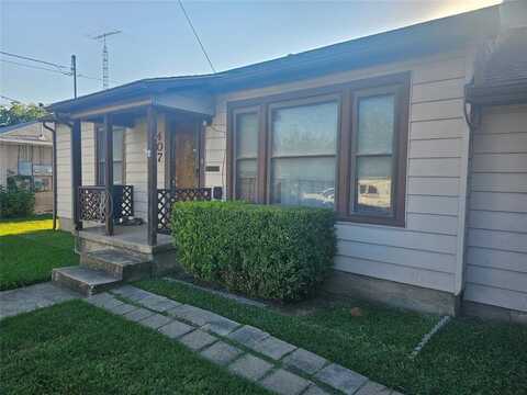 407 N Howeth Street, Gainesville, TX 76240