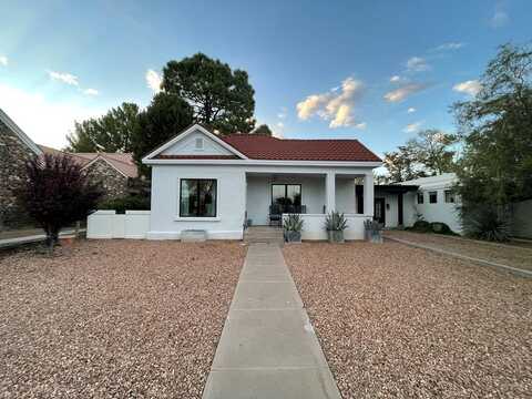 107 E Washington St, Marfa, TX 79843