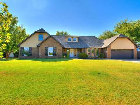 1333 S Nelms Drive, Mustang, OK 73064