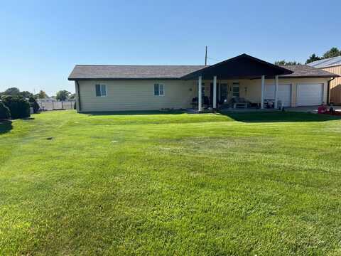 920 W. Eugene Ave., North Platte, NE 69101