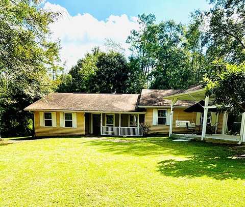 1501 East Lakeshore, Carriere, MS 39426