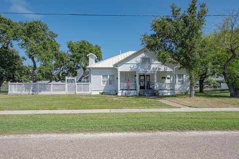 802 N Live Oak, ROCKPORT, TX 78382