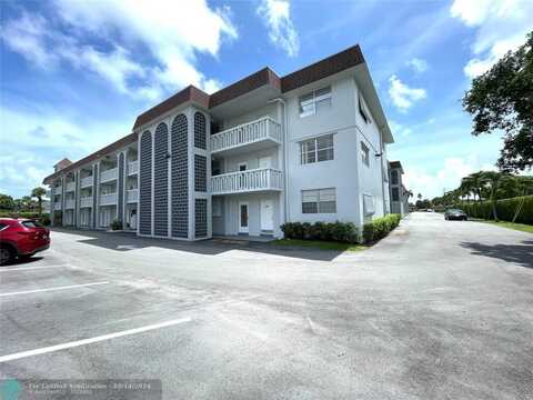 400 SE 10th St, Deerfield Beach, FL 33441