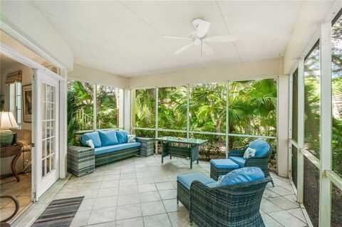 1385 Winding Oaks Circle W, Vero Beach, FL 32963