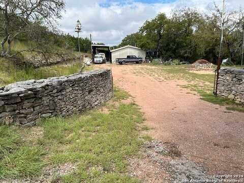 653 Deer, Fredericksburg, TX 78624