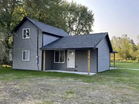 4518 E Laport, Freeland, MI 48623