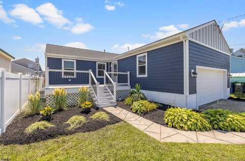 4 Travers Pl, Brigantine, NJ 08203