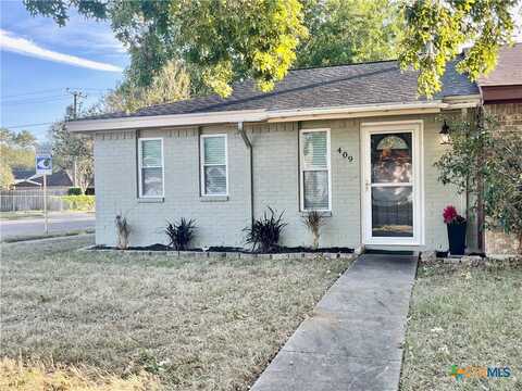 409 Versailles Street, Victoria, TX 77904