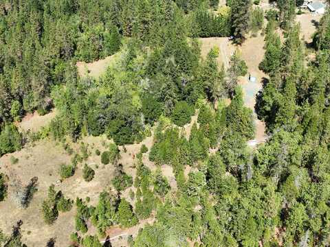 3006 Jump Off Joe Creek Road, Grants Pass, OR 97526