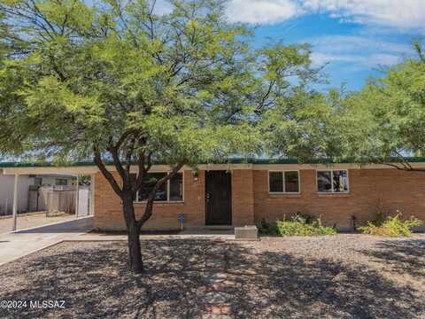 8318 E 24Th Street, Tucson, AZ 85710