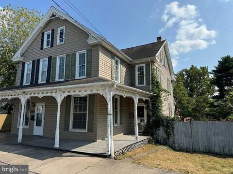 118 E WASHINGTON STREET, ELIZABETHTOWN, PA 17022