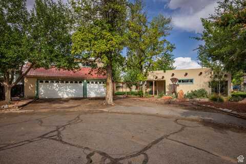 496 W JUAN CT, Moab, UT 84532