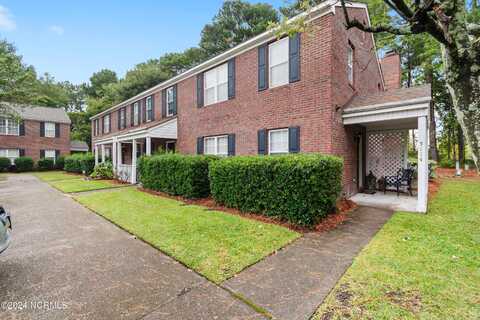 5114 Lamppost Circle, Wilmington, NC 28403