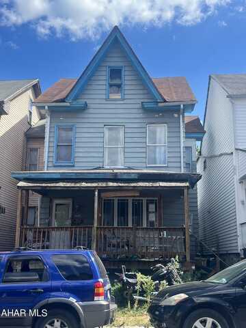 223 3rd Avenue, Altoona, PA 16602