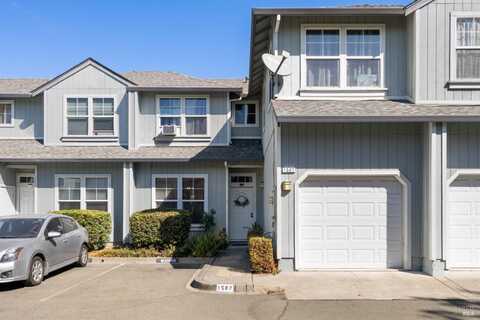 1507 Pinebrook Place, Santa Rosa, CA 95403