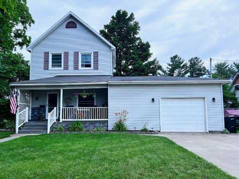 118 W MITCHELL STREET, GAYLORD, MI 49735