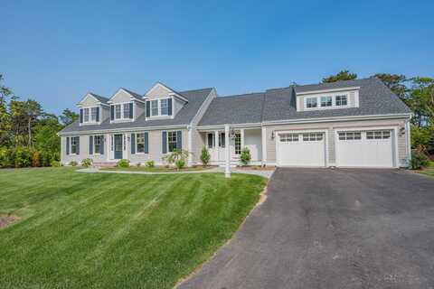 12 Turtle Run, Harwich, MA 02645