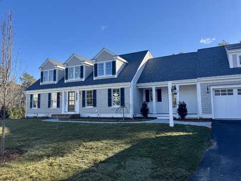 12 Turtle Run, Harwich, MA 02645