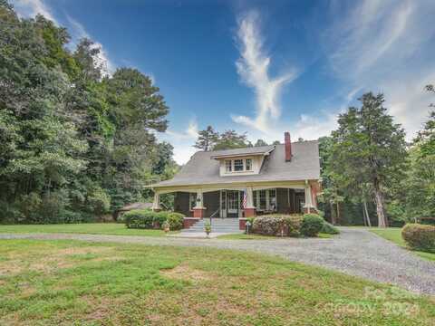 715 Old Mt Holly Road, Stanley, NC 28164