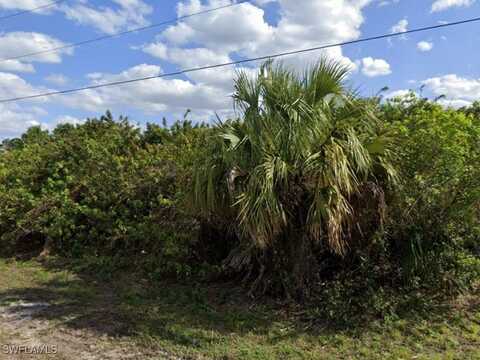 746 Long Distance Lane, Lehigh Acres, FL 33974