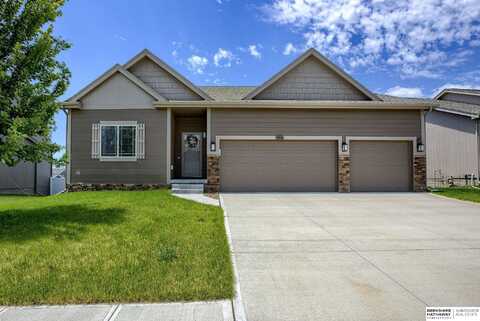 13516 S 50 Street, Papillion, NE 68133