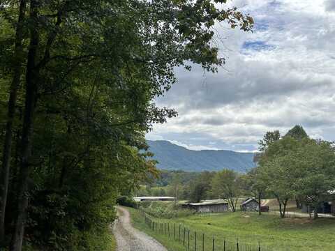 6 Mile Road Road, Maryville, TN 37803