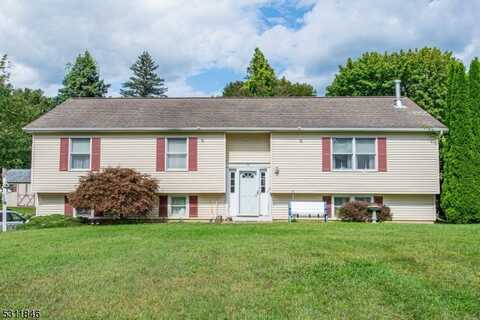 3 Thornlot Rd, Vernon, NJ 07460