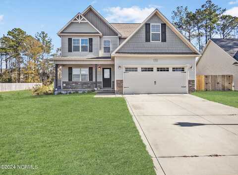 702 Crystal Cove Court, Sneads Ferry, NC 28460