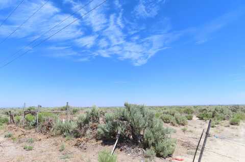 Fossil Lake (2292) Road, Christmas Valley, OR 97641