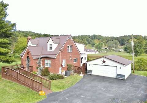 186 Winfrey Ln, PRINCETON, WV 24740