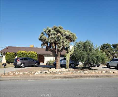 7495 Balsa Avenue, Yucca Valley, CA 92284