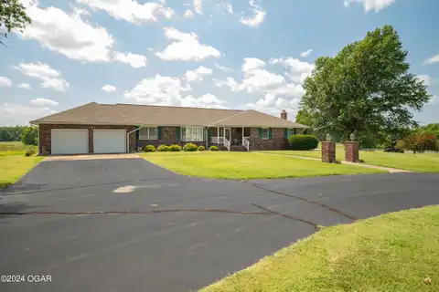 11040 Goldenrod Road, Carthage, MO 64836