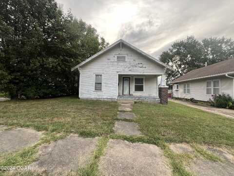 1005 S Walnut Street, Pittsburg, KS 66762