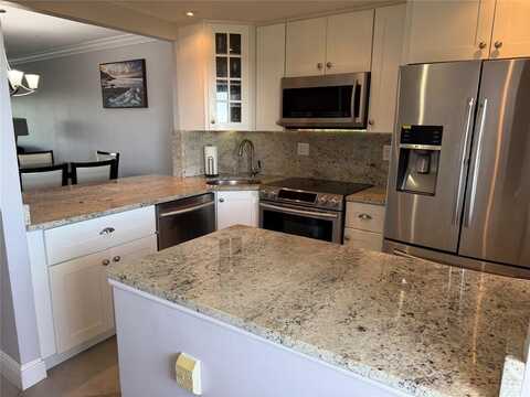 1319 E Hillsboro Blvd, Deerfield Beach, FL 33441