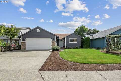 445 E BERKELEY ST, Gladstone, OR 97027