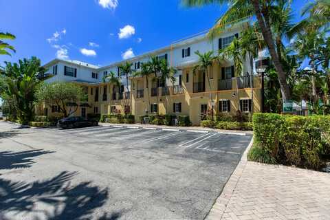 1970 S Dixie Highway, West Palm Beach, FL 33401