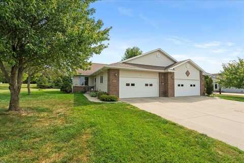 612 West Street, Dysart, IA 52224