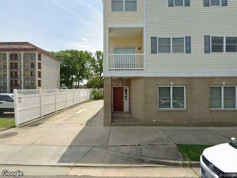 21St, VIRGINIA BEACH, VA 23451