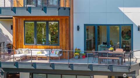 56Th, SEATTLE, WA 98115