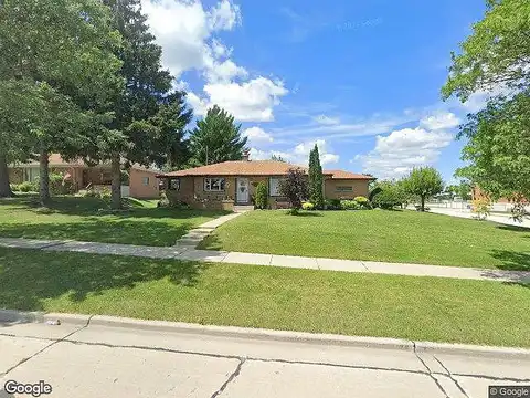 68Th, MILWAUKEE, WI 53220