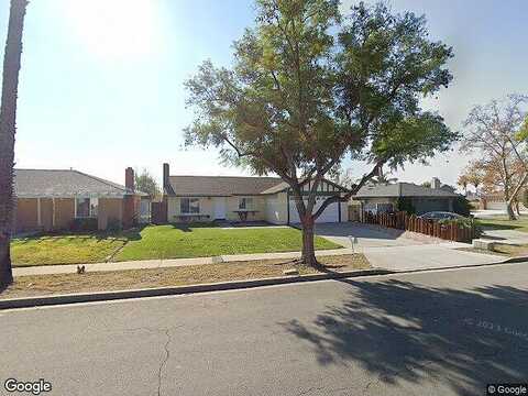 Elaine, FONTANA, CA 92336