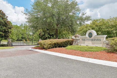 Saddle Crest, JACKSONVILLE, FL 32219