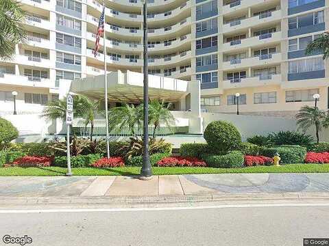 Ocean, HALLANDALE BEACH, FL 33009