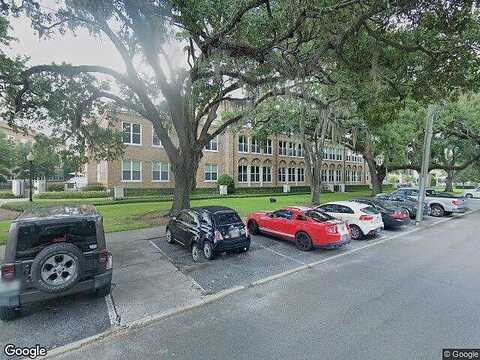 College, JACKSONVILLE, FL 32204