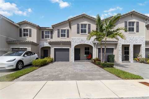 26Th, HOMESTEAD, FL 33035