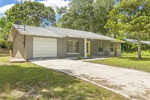 Green Lane, Crystal River, FL 34429