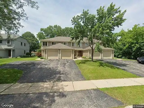 Willowood Dr, Waukesha, WI 53188