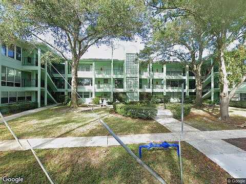 8Th Ave N Apt 308, Saint Petersburg, FL 33713